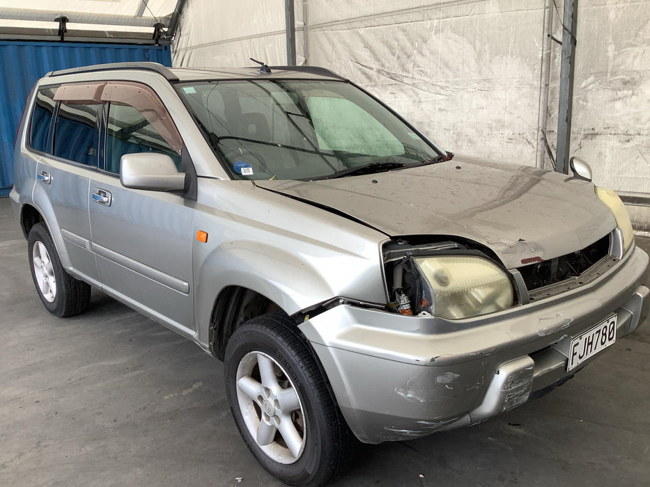 2001 Nissan X-Trail   5665 - Used parts for sale