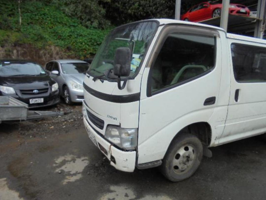 2005 Toyota Dyna 2.5  ROUTE  5554 - Used parts for sale