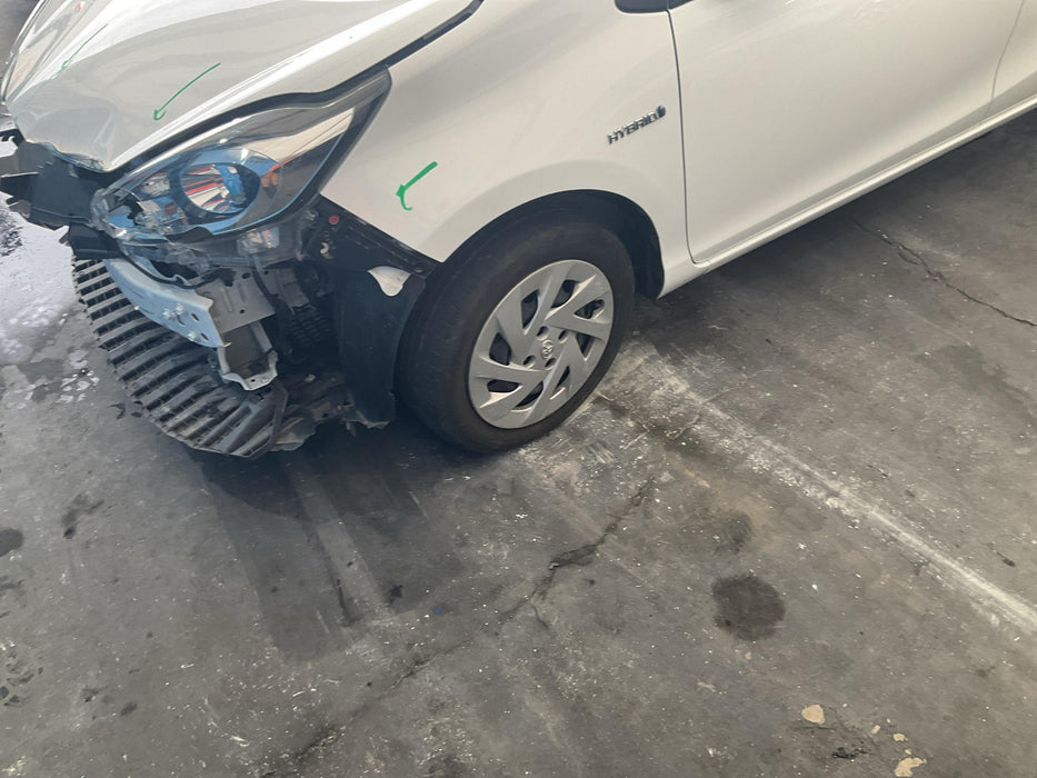 2017, Toyota, Aqua, Hybrid, NHP10-6658884