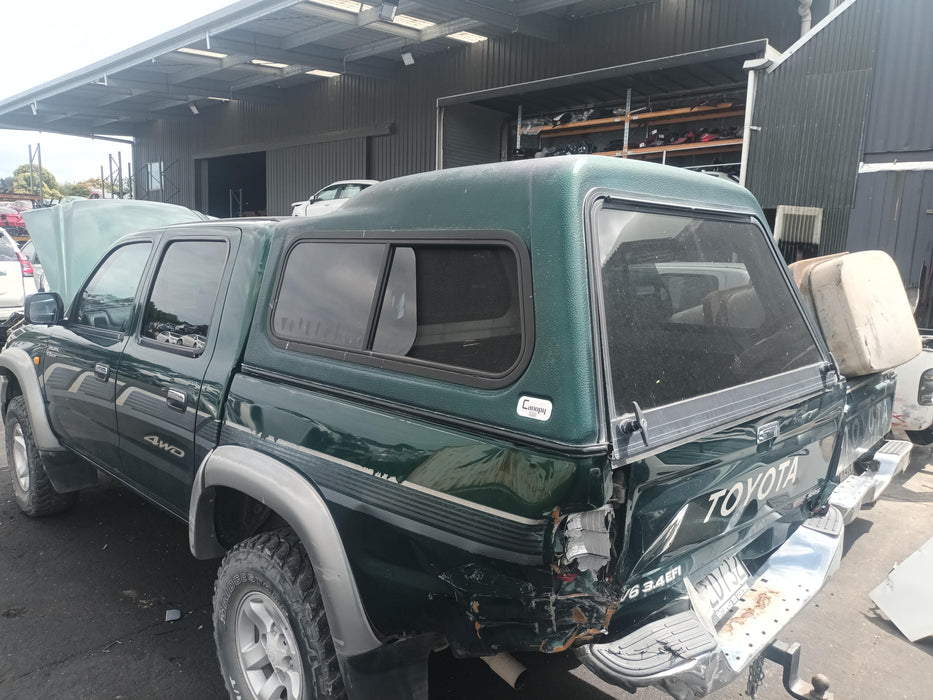 2004 Toyota Hilux 3.4P V6 4WD SR5 DCAB  5816 - Used parts for sale