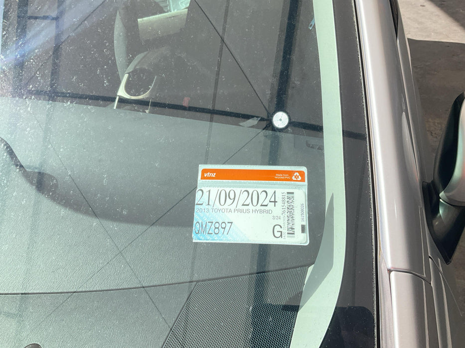 2013 Toyota Prius HYBRID  5218 - Used parts for sale