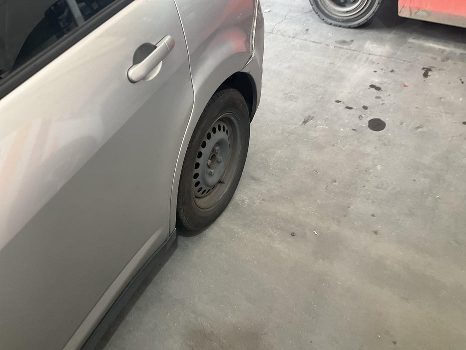 2007 Nissan Tiida   5086 - Used parts for sale