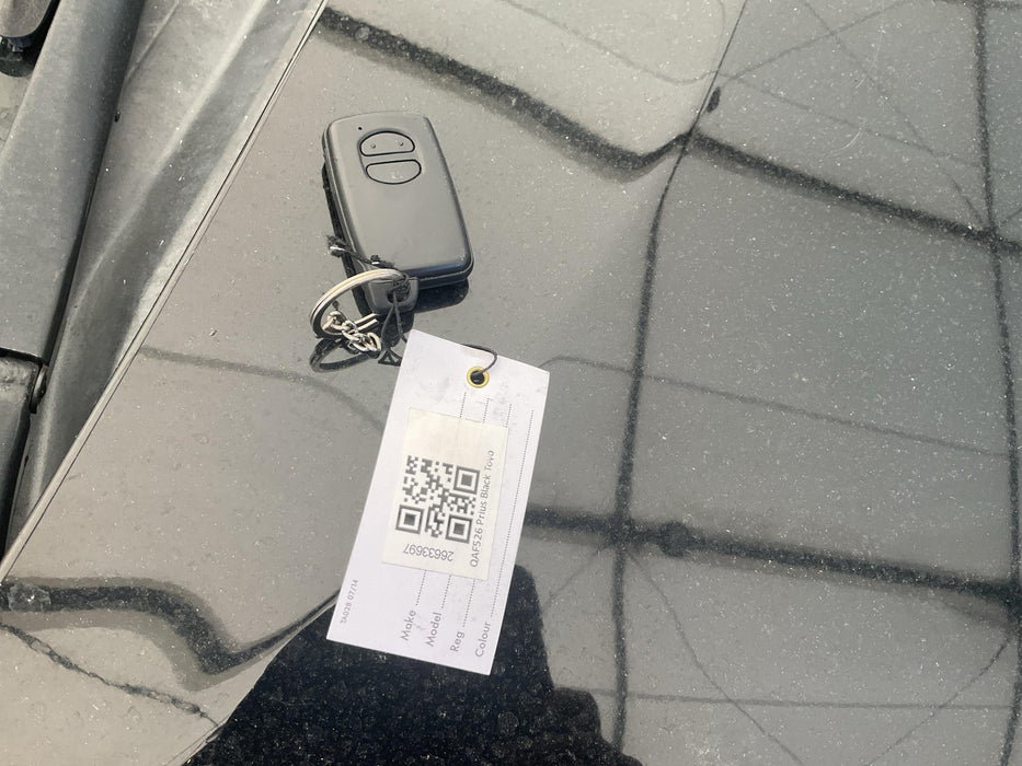 2010 Toyota Prius Hybrid W30 6153 - Used parts for sale