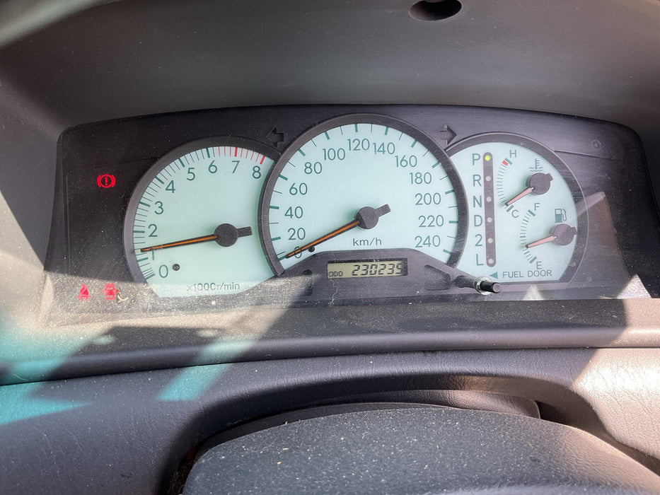 2005 Toyota Corolla 1.8P GL HATCH5 4A  5910 - Used parts for sale
