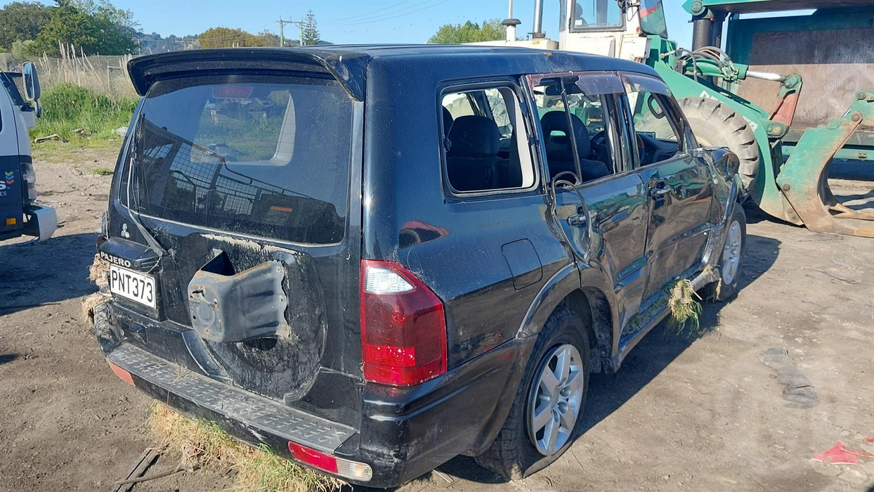 2005 Mitsubishi Pajero   5503 - Used parts for sale