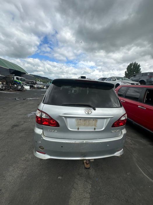 2004 Toyota Ipsum   5522 - Used parts for sale