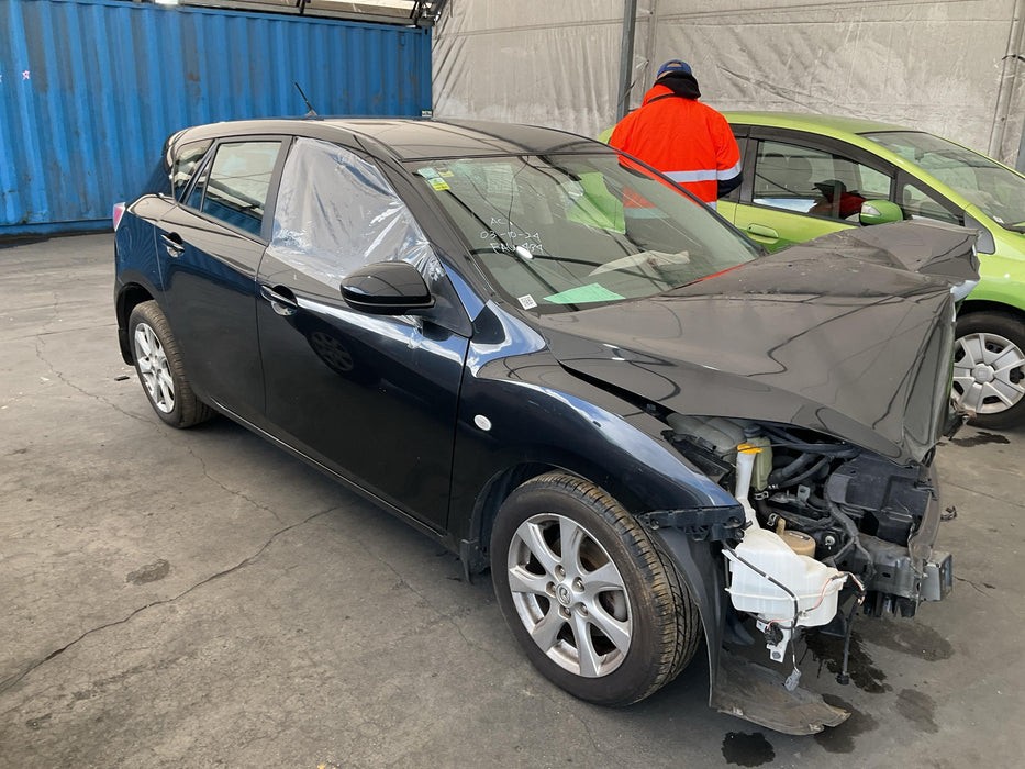 2009 Mazda Mazda3 SPORTHATCH GSX 2.0  5425 - Used parts for sale