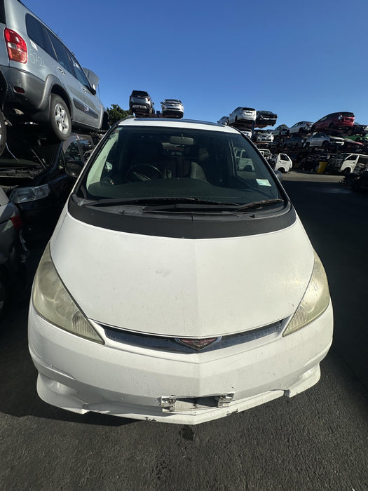 2004 Toyota Estima  R30 6226 - Used parts for sale