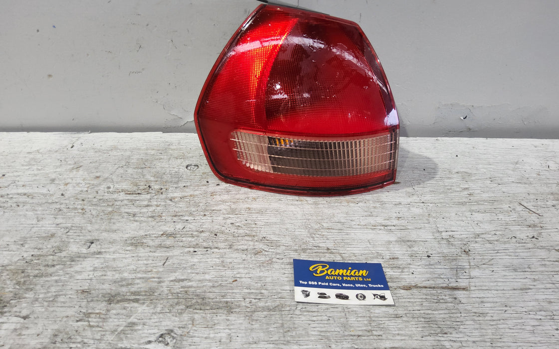 2003, Nissan, AD, Wingroad Y11, Left Taillight