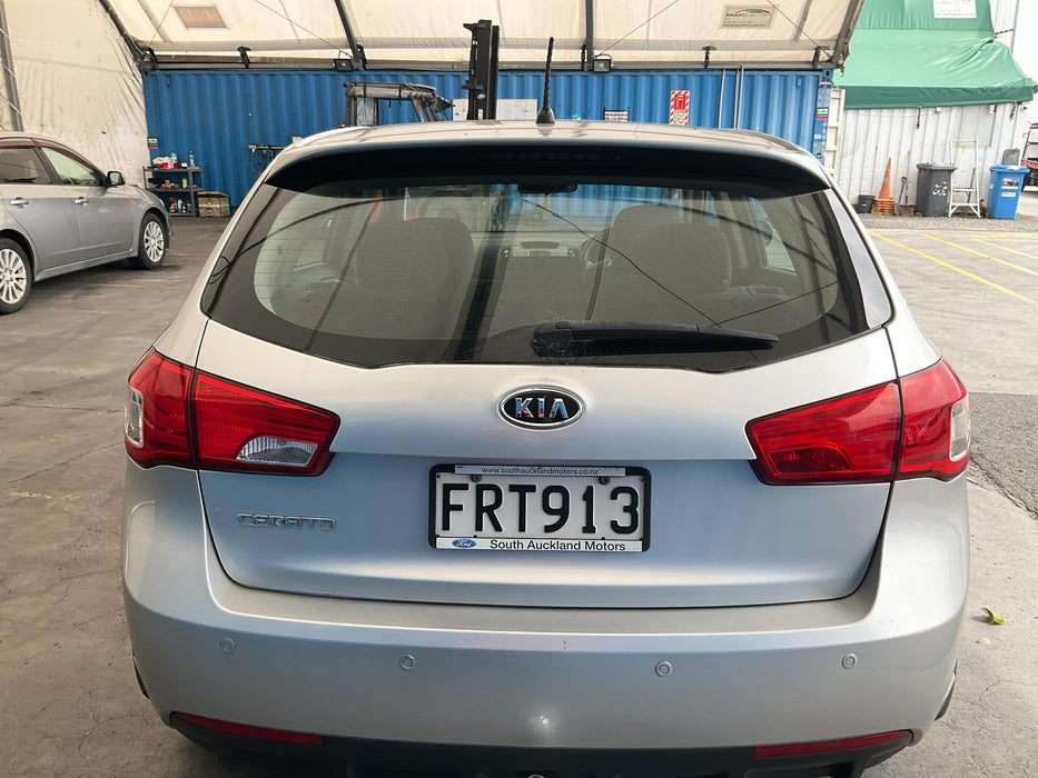 2010 Kia Cerato 2.0 PETROL AUTO LX  5473 - Used parts for sale