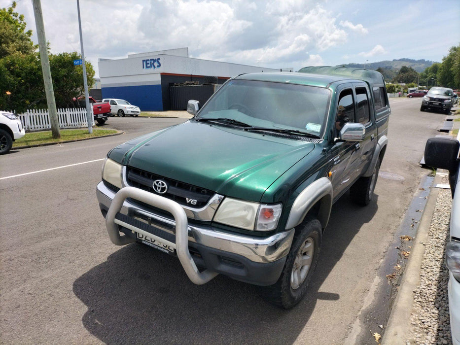 2004 Toyota Hilux 3.4P V6 4WD SR5 DCAB  5816 - Used parts for sale