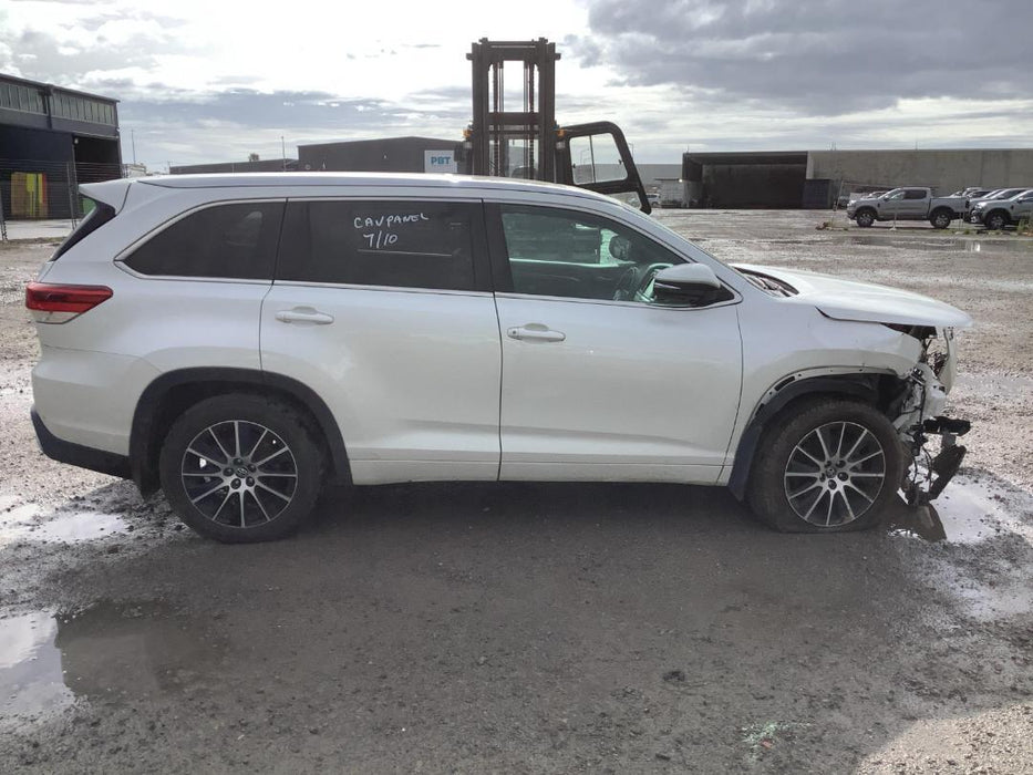 2017 Toyota Highlander LIMITED 3.5P/4WD/8AT  5421 - Used parts for sale