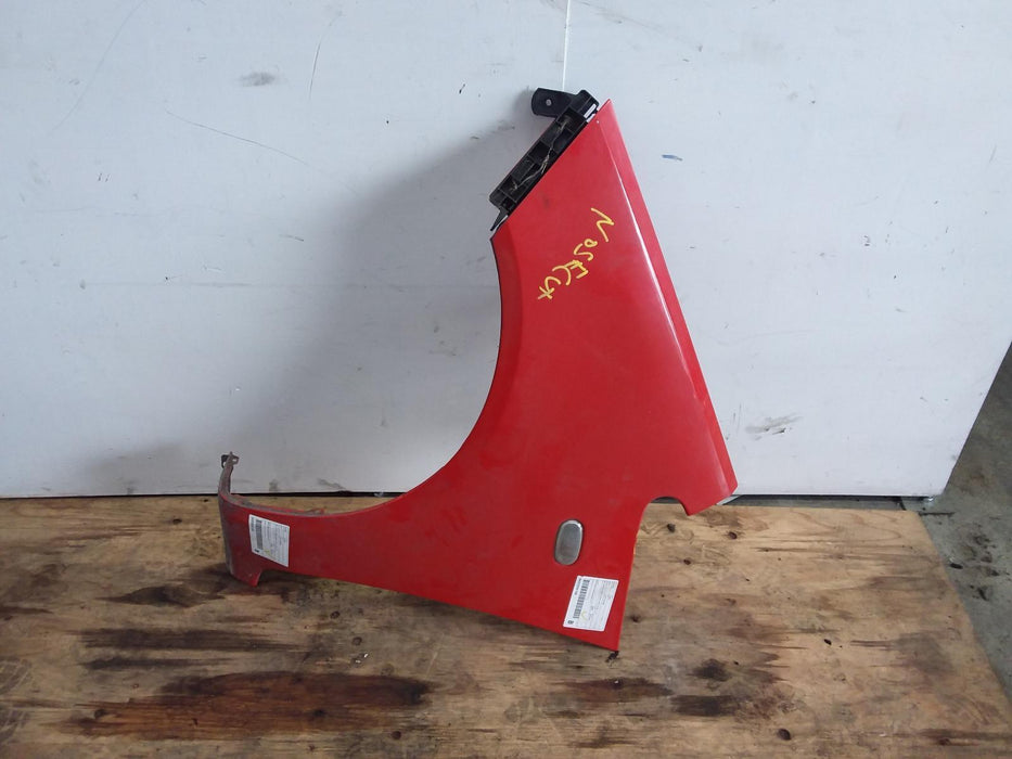 Mitsubishi Colt Colt  Left Guard