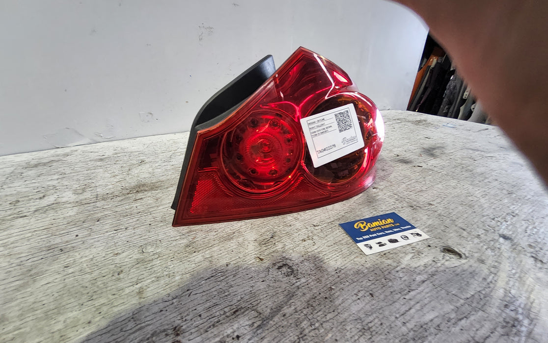 2006, Nissan, Skyline, Right Taillight