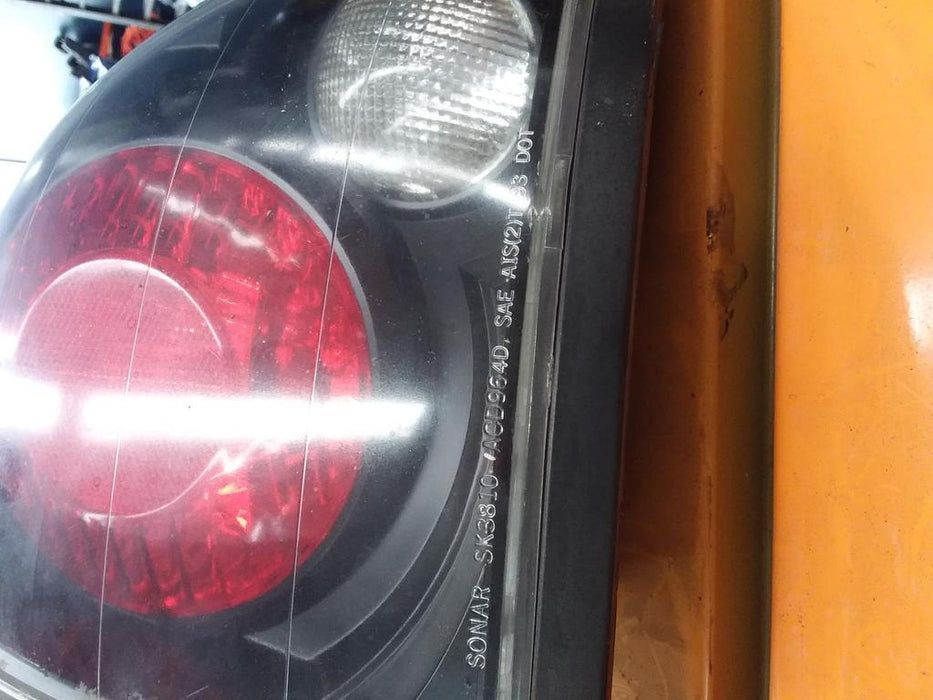 Lexus IS200/IS300 Altezza  Right Taillight
