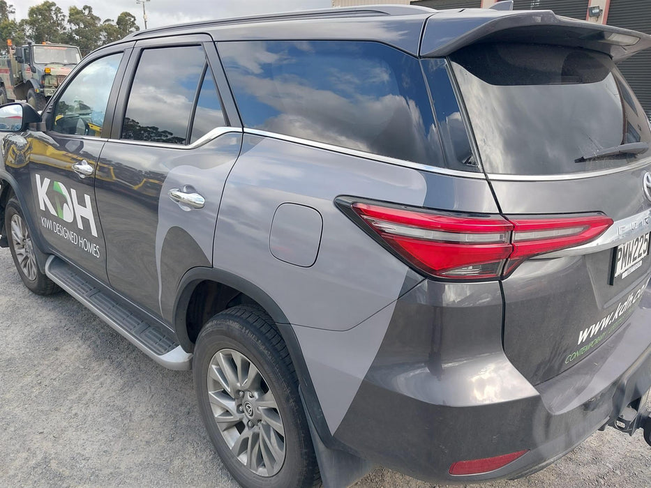 2022 Toyota Fortuner LIMITED 2.8DT/4WD  5403 - Used parts for sale