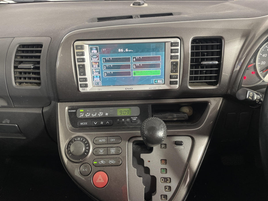 2004 Toyota Wish Hi E10 6032 - Used parts for sale