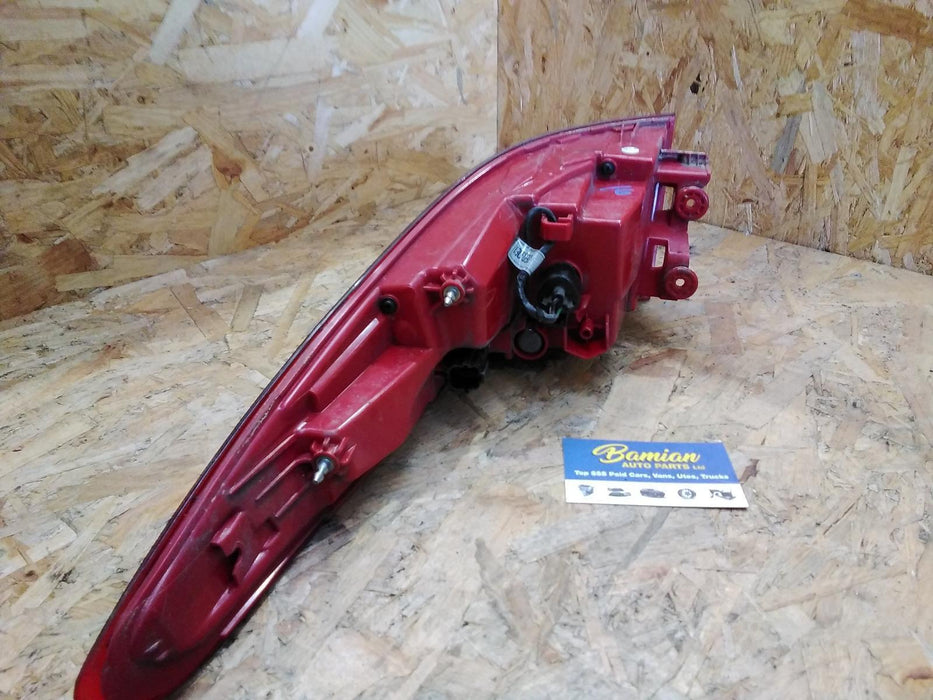 Kia Sportage Sportage  Left Taillight