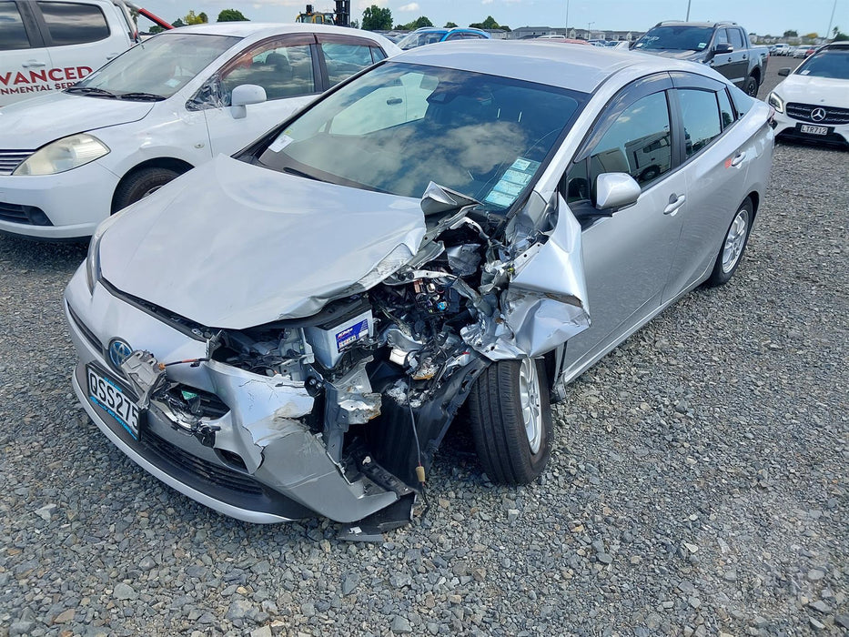 2019 Toyota Prius Hybrid W50 6087 - Used parts for sale