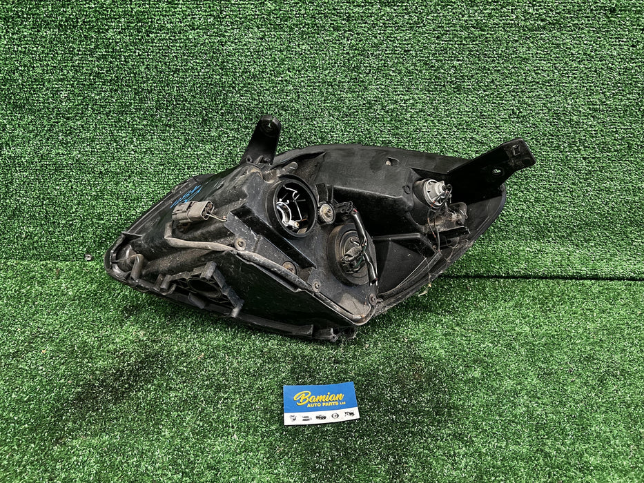 2005 Mazda Verisa DC  Right Headlamp