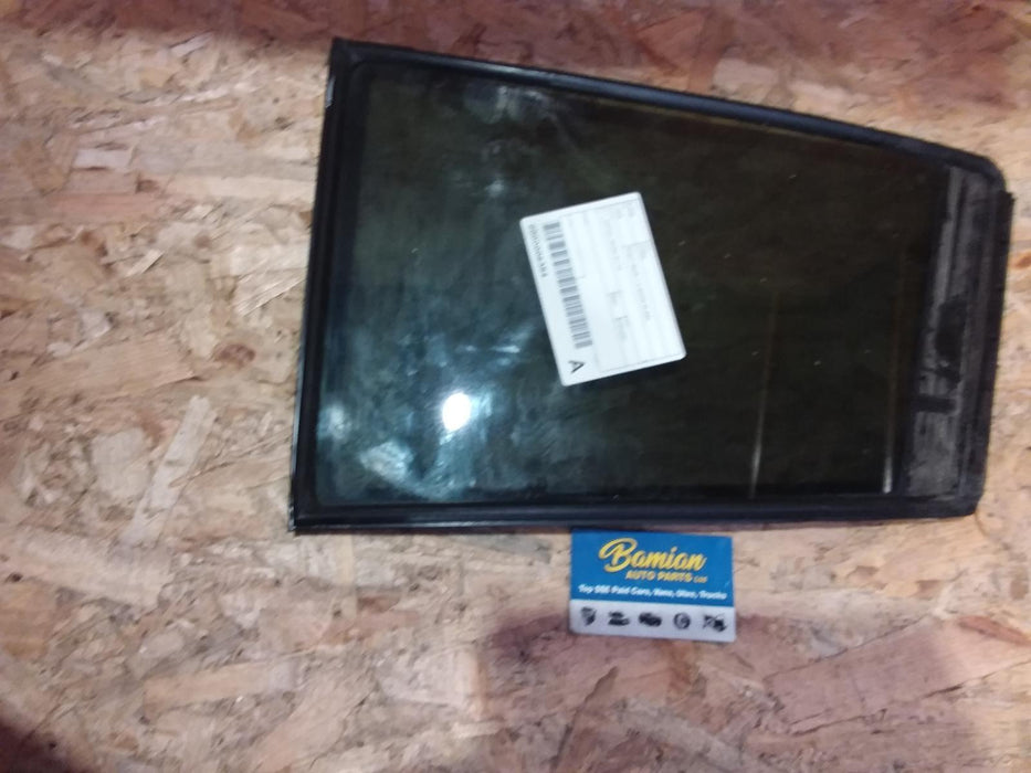 Nissan Tiida Tiida  Right Rear Quarter Door Glass
