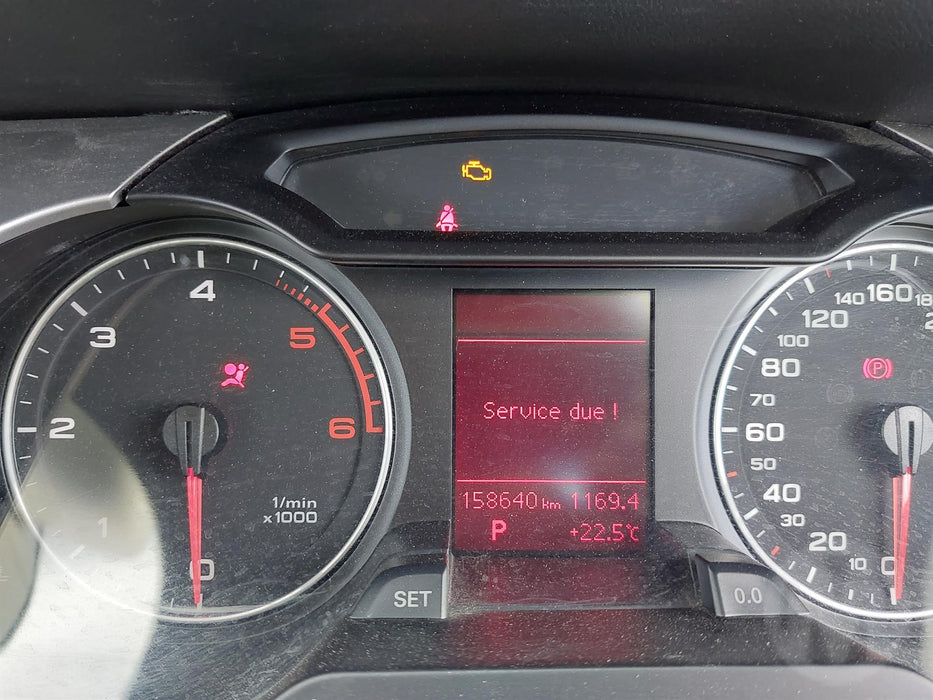 2010 Audi A4 2.0 TDI MULTI SEDAN  4415 - Used parts for sale