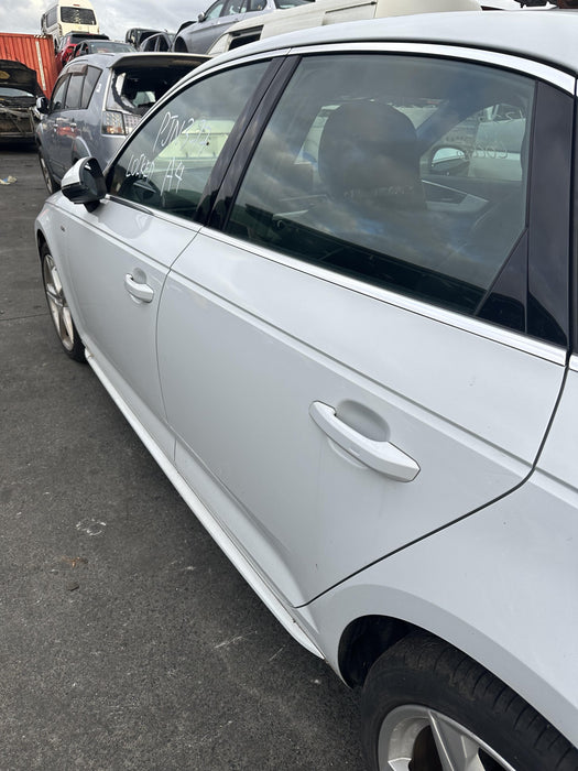 2017 Audi A4   4675 - Used parts for sale