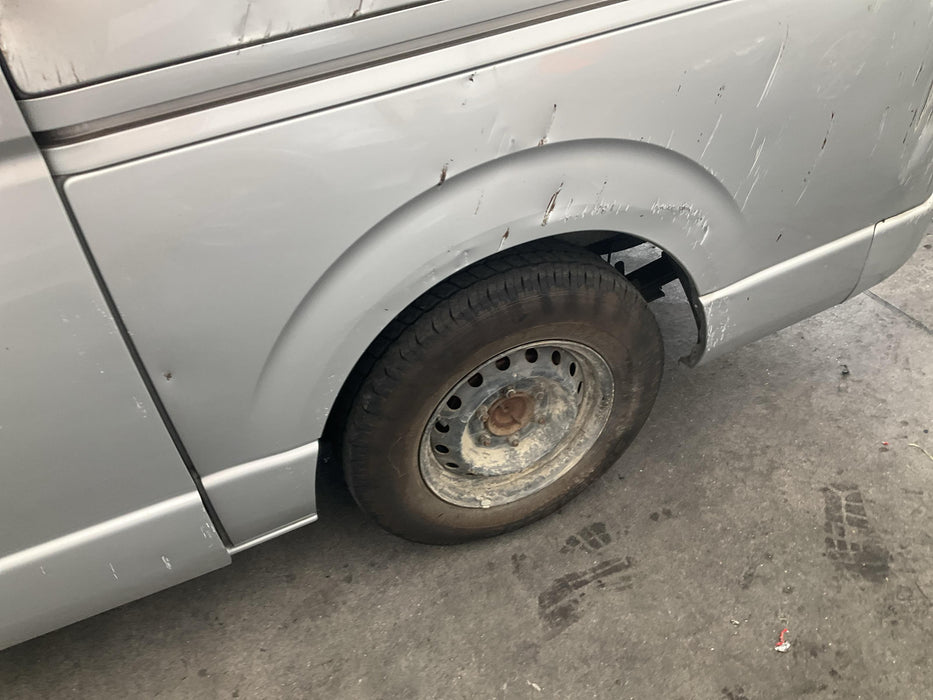 2013 Toyota Hiace  V H200 6224 - Used parts for sale