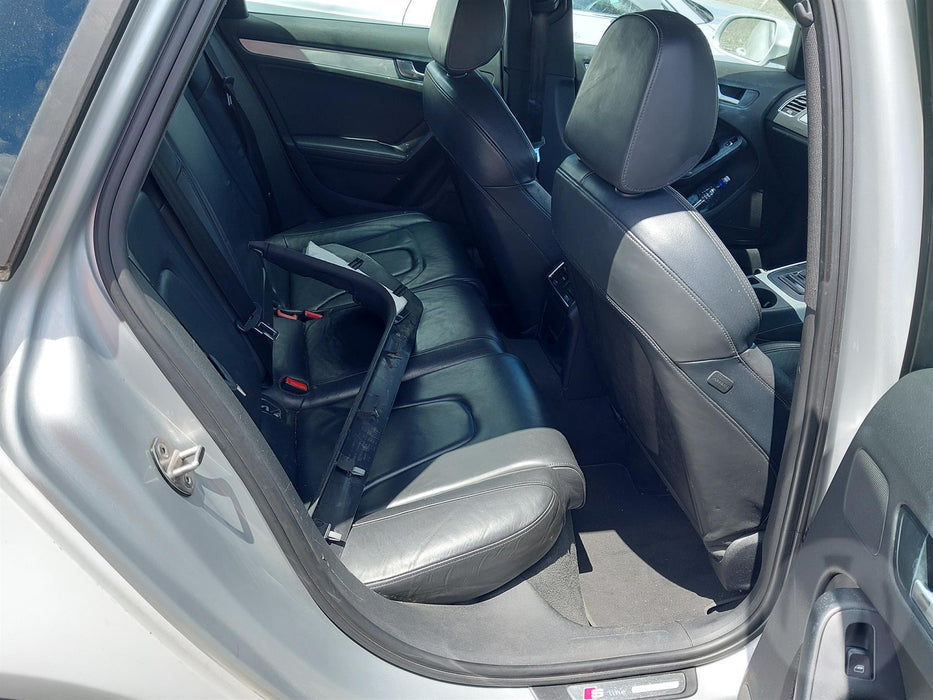 2009 Audi A4 Avant B8 5936 - Used parts for sale