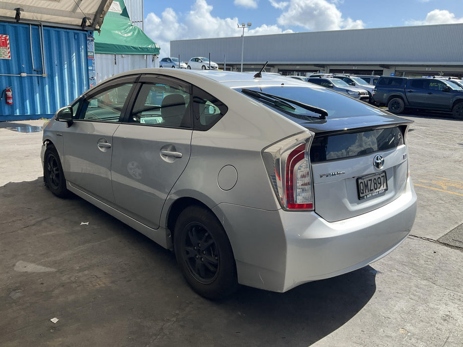 2013 Toyota Prius HYBRID  5218 - Used parts for sale
