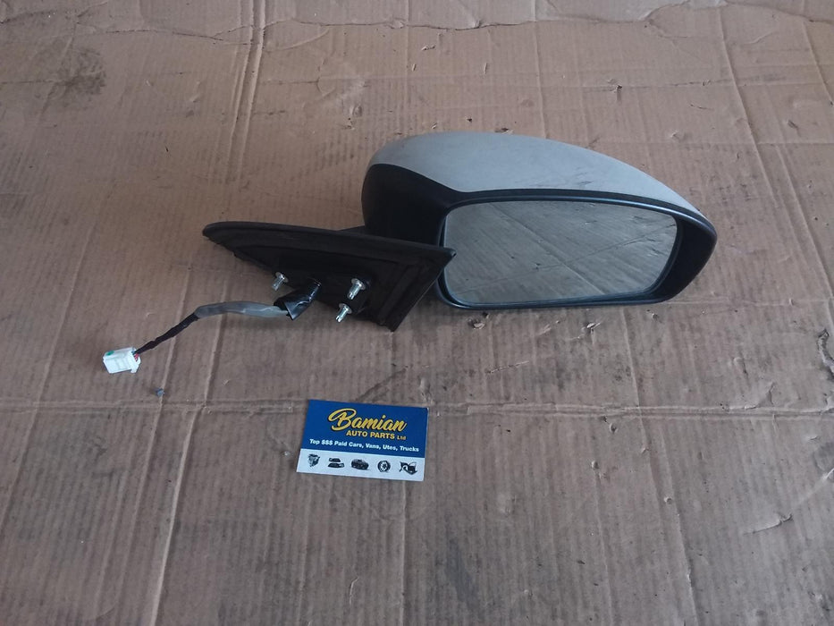 Nissan Tiida Tiida  Right Door Mirror
