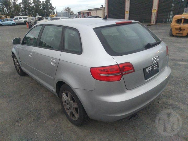 Audi, A3, WAUZZZ8P4AA027410