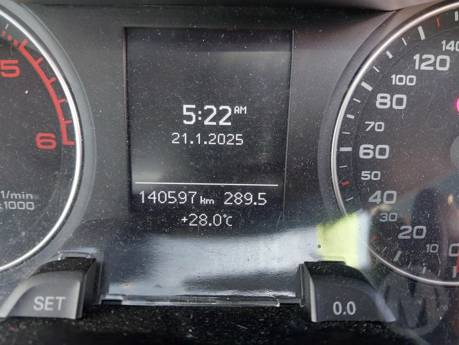 2009 Audi A4 Avant B8 5936 - Used parts for sale