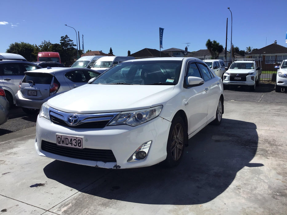 2015 Toyota Camry Hybrid XV50 5822 - Used parts for sale