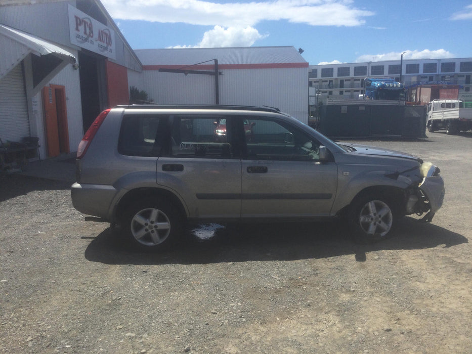 2005 Nissan X-trail AUT 2.5L ST F/LIFT  5847 - Used parts for sale