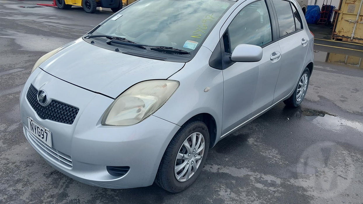 2005, Toyota, Vitz, SCP90-0013558