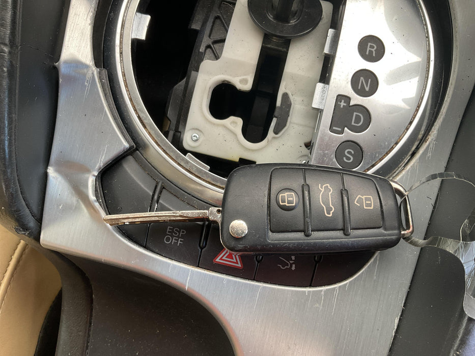 2006 Audi Tt   4010 - Used parts for sale