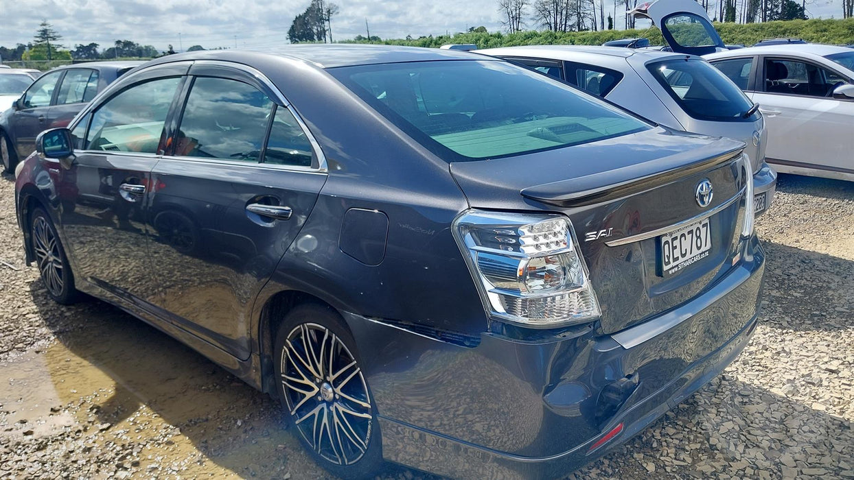 2011 Toyota Sai   5675 - Used parts for sale