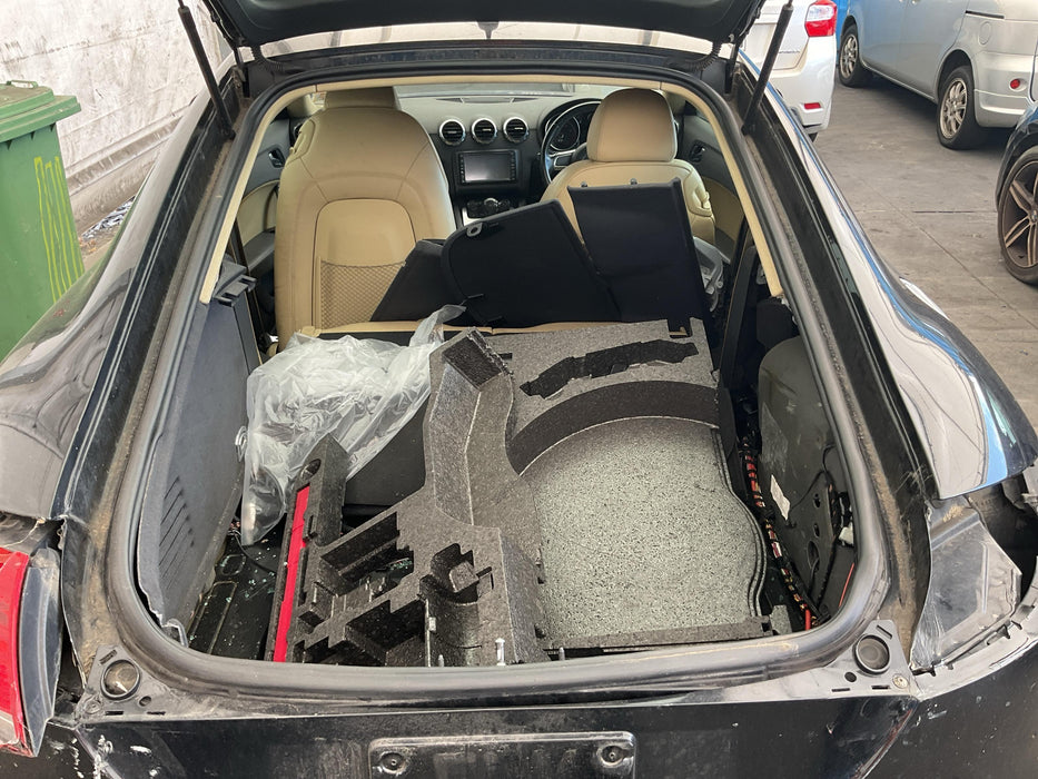 2006 Audi Tt   4010 - Used parts for sale