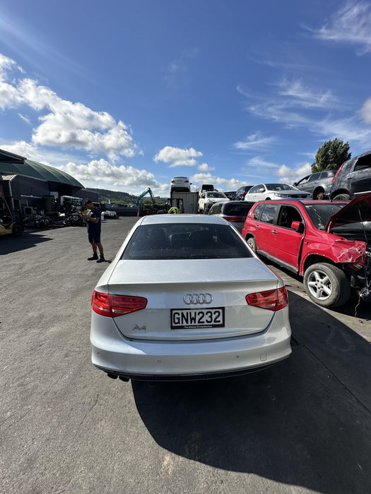 2012 Audi A4  B8 5530 - Used parts for sale