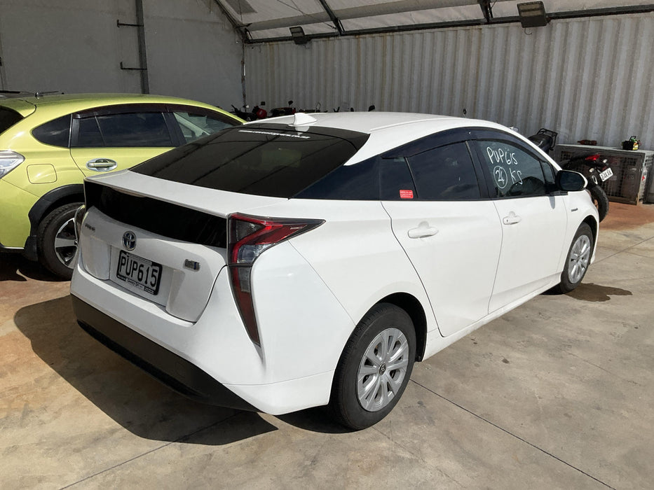 2017, Toyota, Prius, HYBRID, ZVW51-8039174