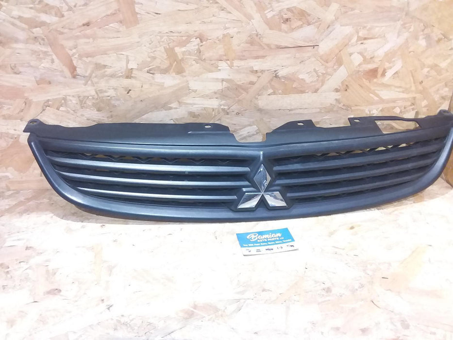 Mitsubishi Colt Colt  Grille