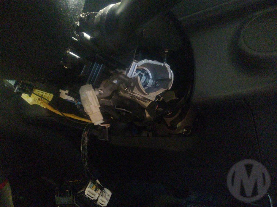 2013 Toyota Aqua   3893 - Used parts for sale