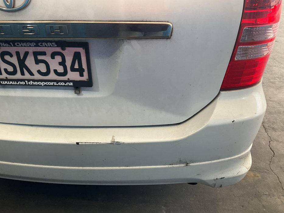 2004 Toyota Wish LTD  5256 - Used parts for sale