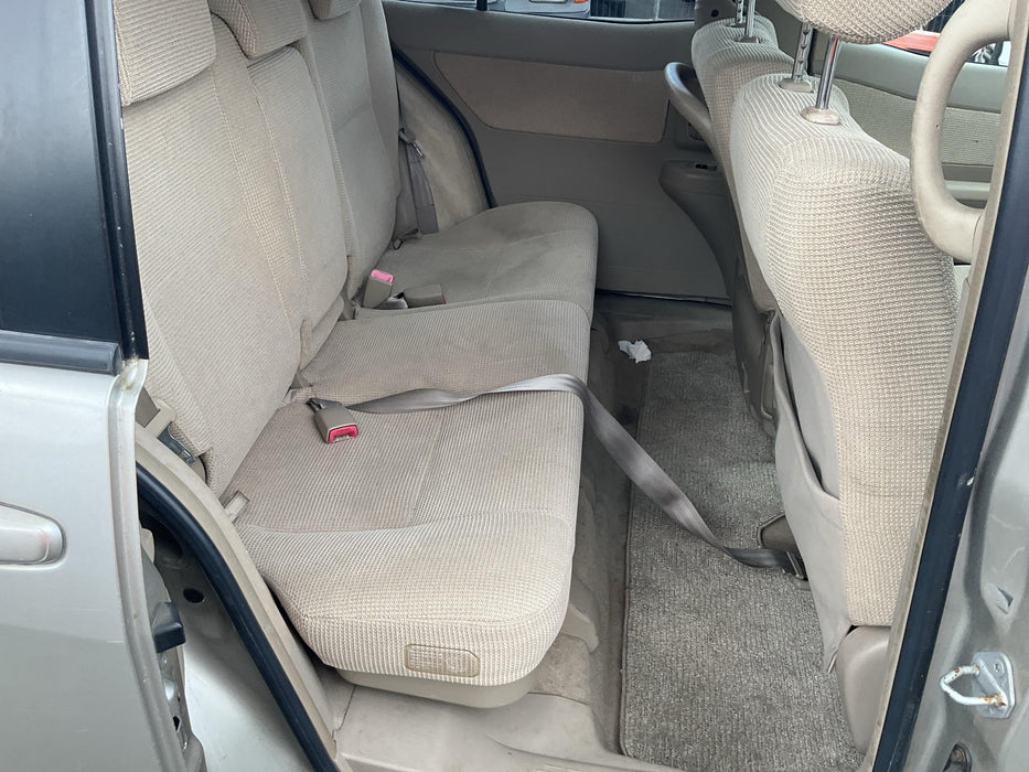 2005 Toyota Raum  Z20 6010 - Used parts for sale