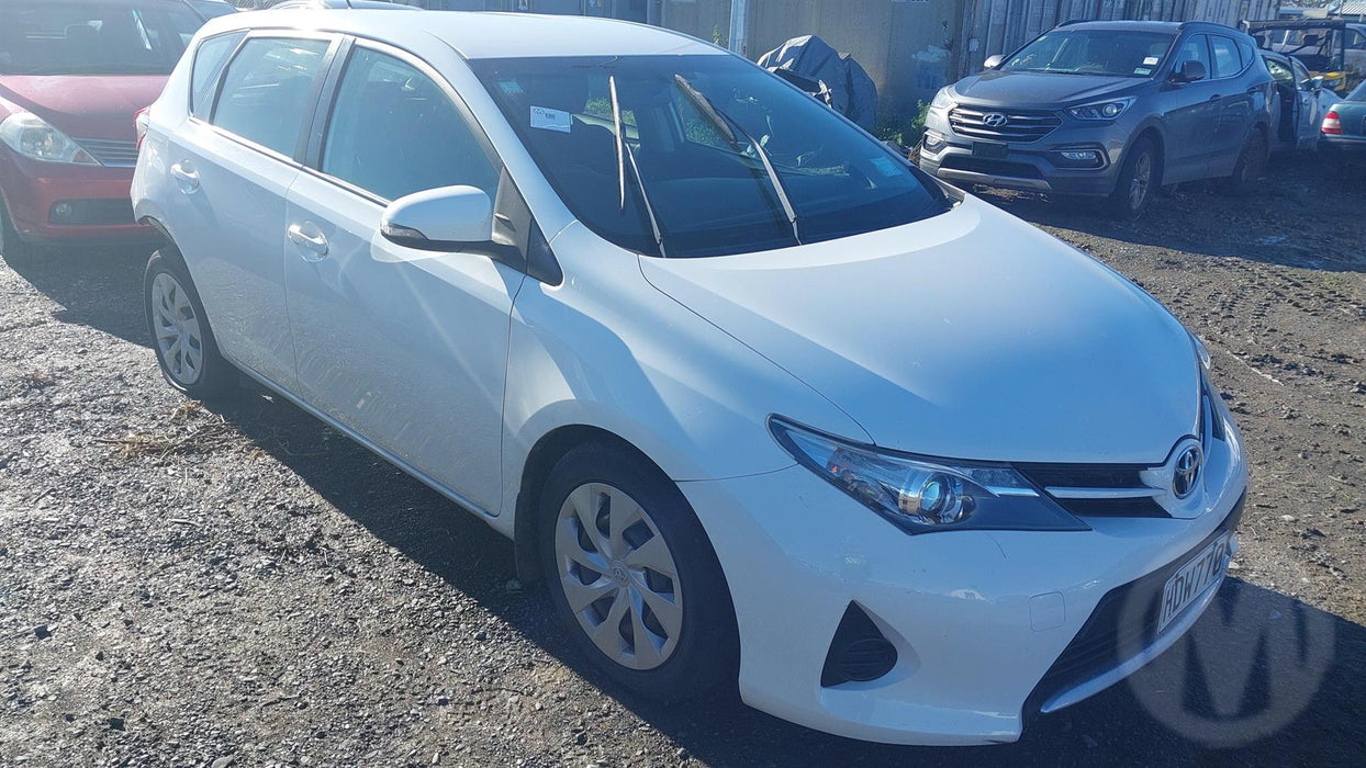 2013, Toyota, Corolla, GX 1.8P HATCH CV