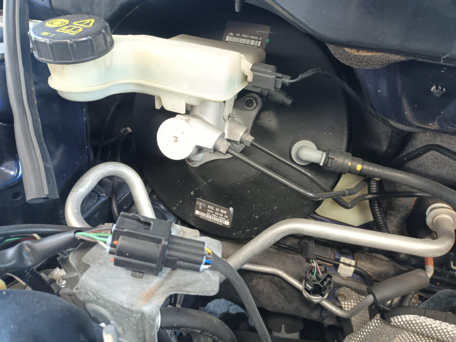 2008 Mazda Axela BK    5954 - Used parts for sale