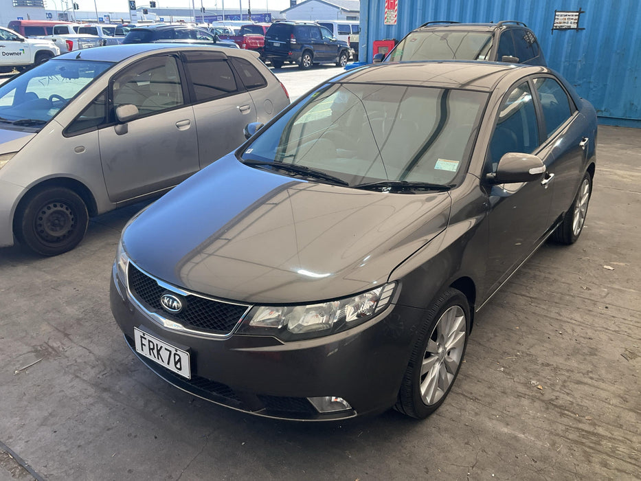 2009 Kia Cerato SLI TD 6143 - Used parts for sale