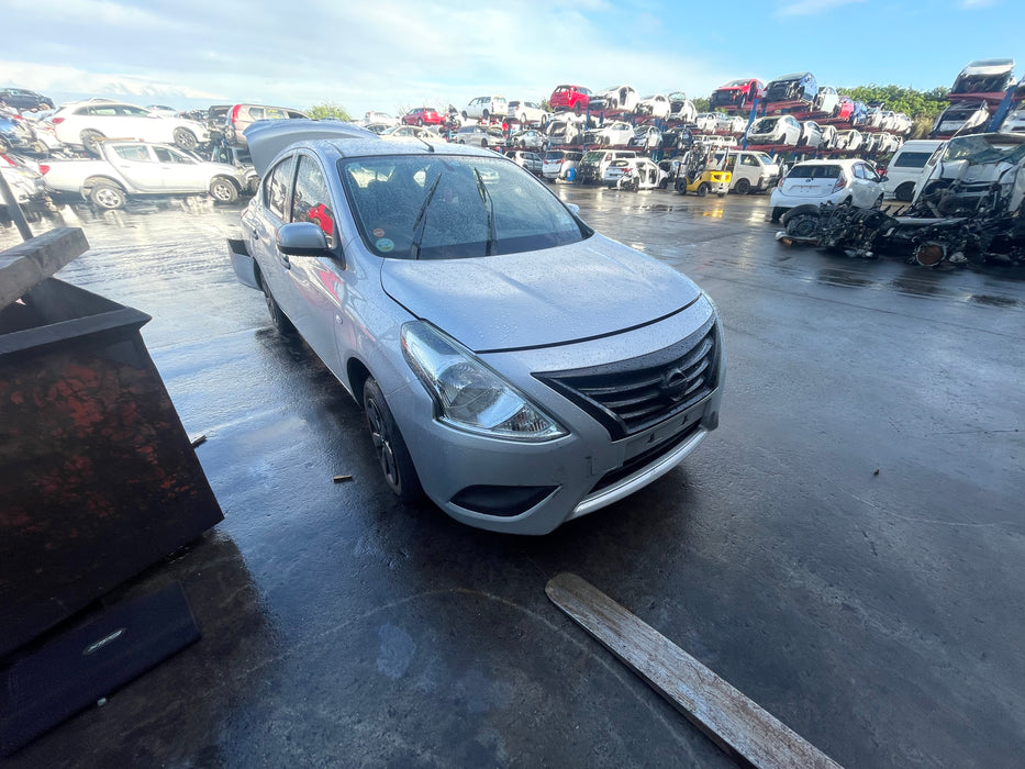 2014, Nissan, Tiida, N17-702471