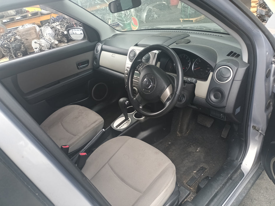 2006, Mazda, Verisa, DC5W-208572